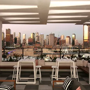opera-apartments-south.queenslandhotels.net/